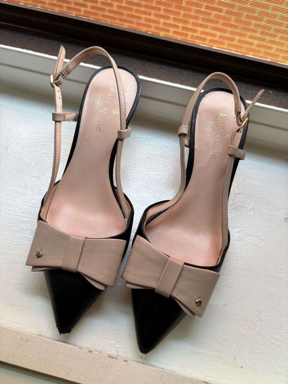 kate spade Two-Tone Black Pointed Toe Slingback Heels with Beige Bow